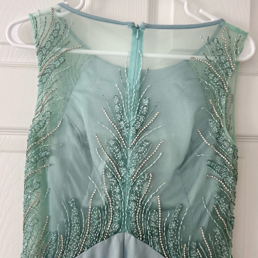 Blue embroidered dress - Picture 2 of 7